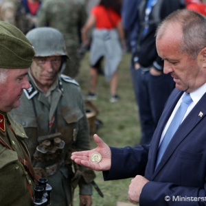 Minister Gajdoš si v Zázrivej pripomenul pamiatku hrdinov SNP