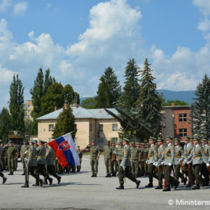 Do operácie EUFOR ALTHEA odchádzajú ďalší vojaci, v Bosne a Hercegovine prispejú k bezpečnosti a stabilite 