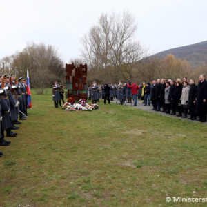 Minister Gajdoš vyzdvihol hodnotu demokracie počas pietnej spomienky pri príležitosti Dňa boja za slobodu a demokraciu