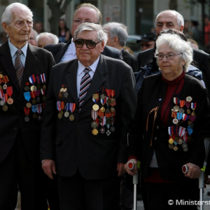 Minister obrany Peter Gajdoš a štátny tajomník Ivan Máčovský si pripomenuli 71. výročie oslobodenia Bratislavy
