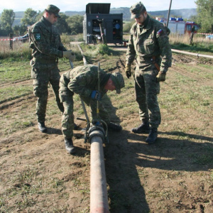 Ozbrojené sily nacvičovali prepojenie poškodeného ropovodu