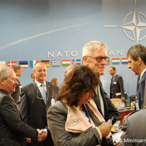 Generálny tajomník NATO J. Stoltenberg ocenil doterajšiu pomoc OS SR Ukrajine